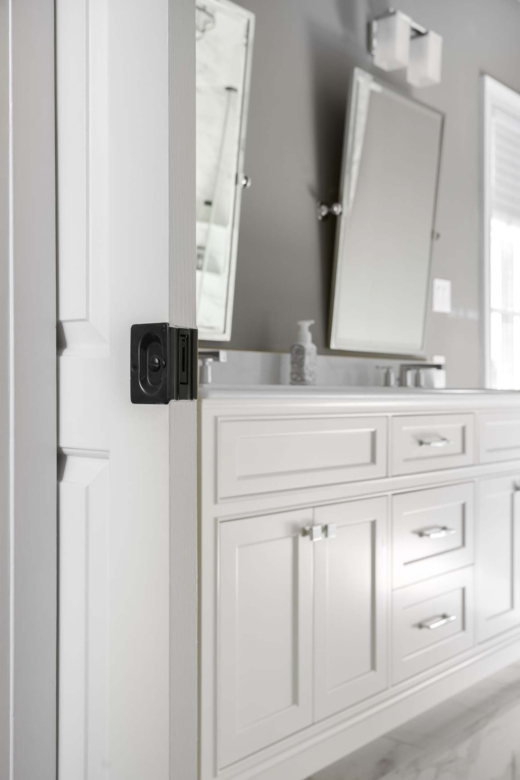 SEND_10_BATHROOM_DSC00058-Edit